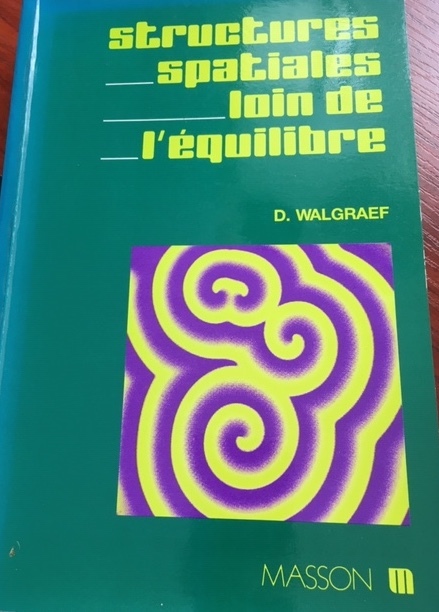 Cover of the book Structures spatiales loin de l'équilibre (1988)