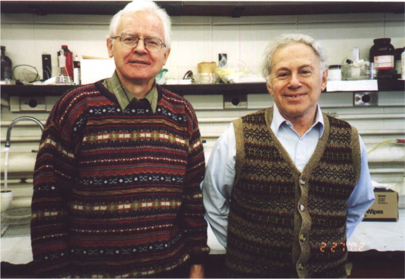 Photograph of Vavilin and Anatol Zhabotinsky (2002)
